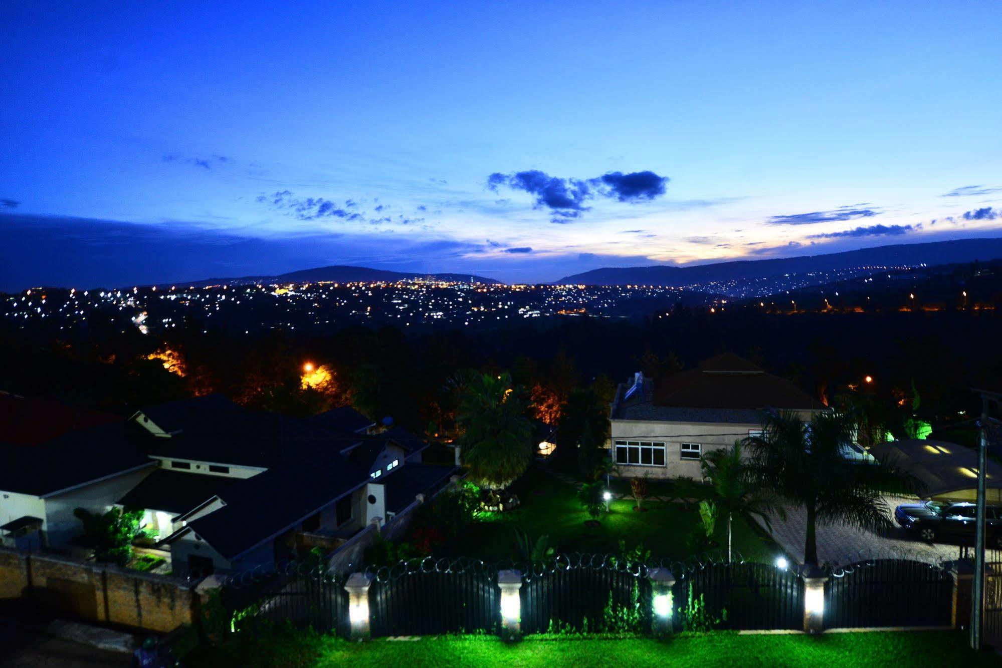 The Manor Hotel Kigali Dış mekan fotoğraf